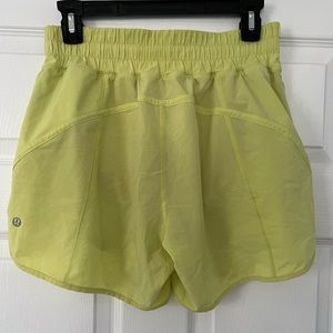 Lululemon Hotty Hot Short 8